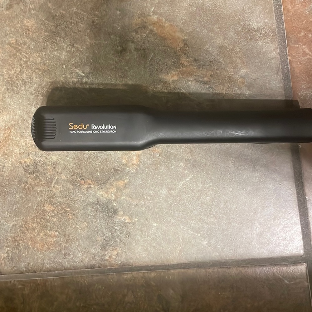 SEDU revolution straightner